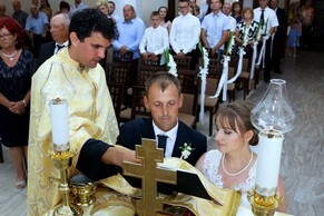 image_eskuvo038.jpg