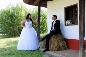 image_eskuvo318.jpg